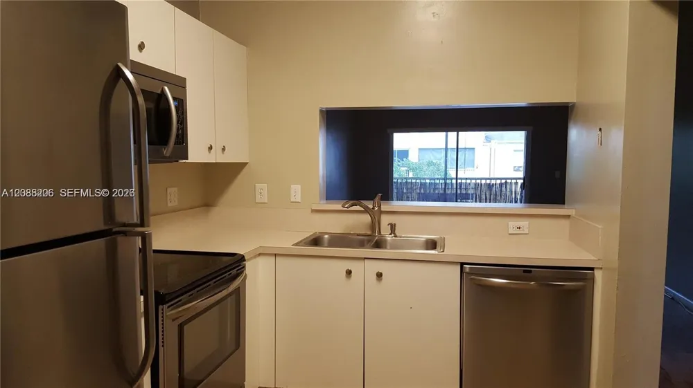 2457 NW 56th Ave #4-202 Lauderhill, FL 33313