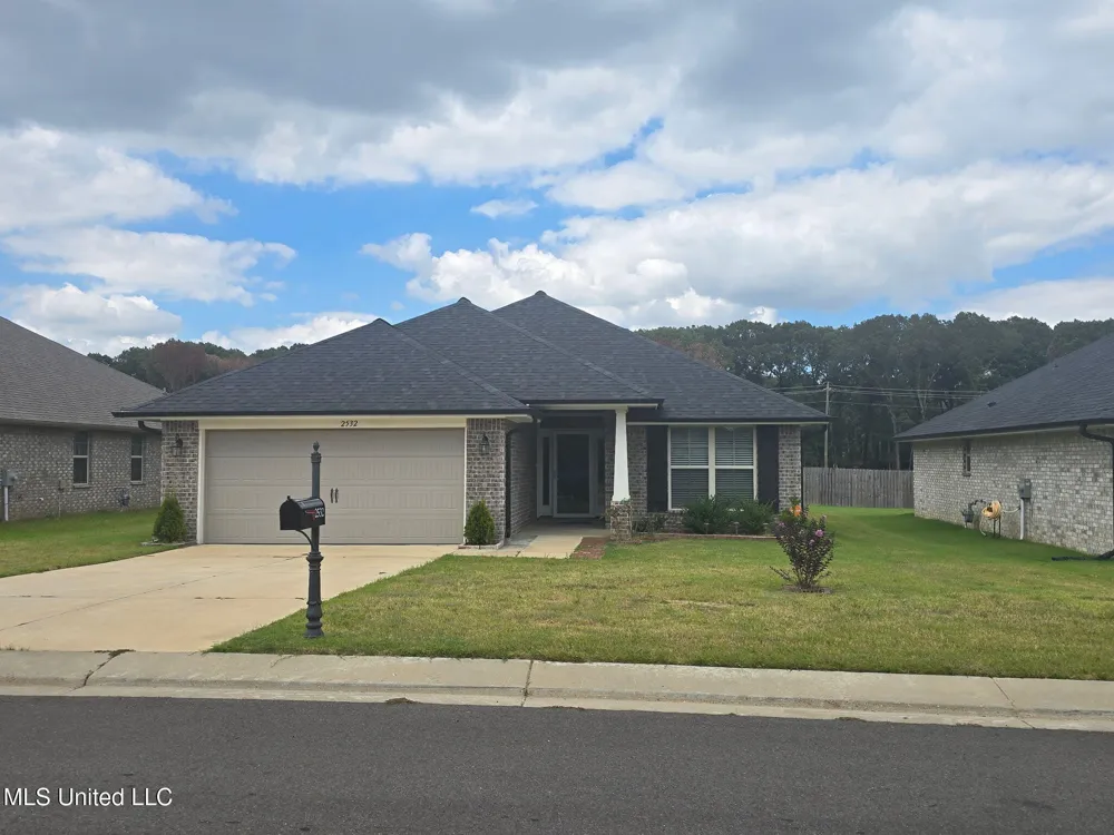 2532 Rutherford Drive Southaven, MS 38672