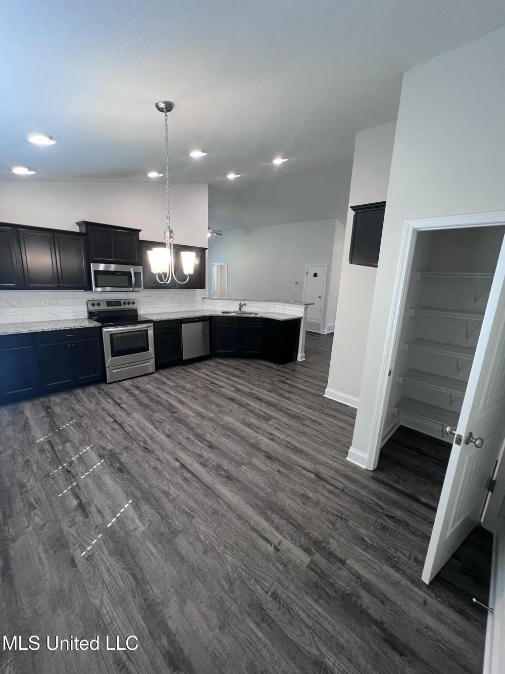 2532 Rutherford Drive Southaven, MS 38672