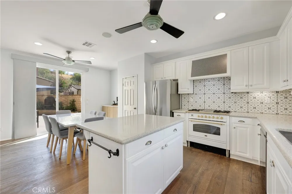 2866 Echo Springs Corona, CA 92883