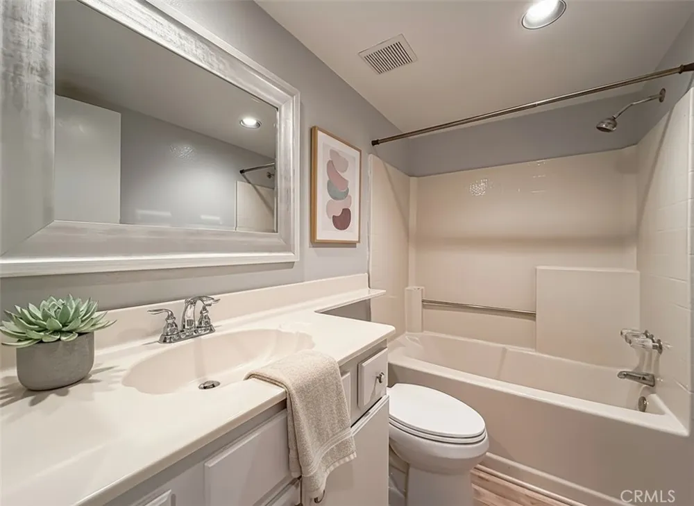 28131 Seco Canyon Road #39 Saugus, CA 91390