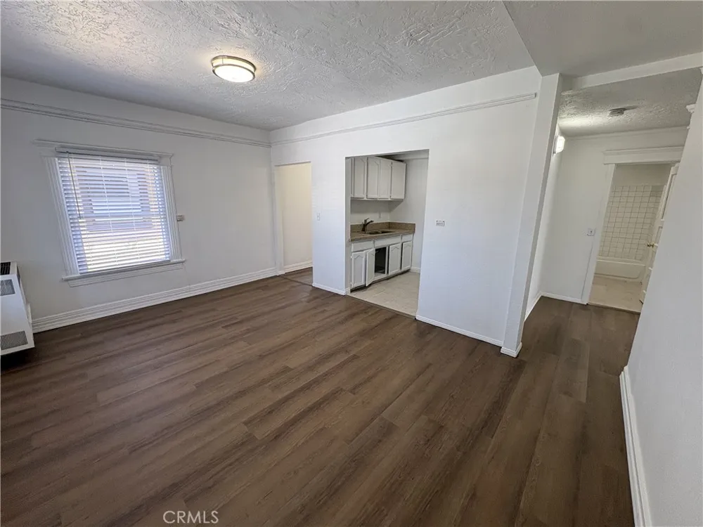 1644 S Wilton Pl #2 Los Angeles, CA 90019