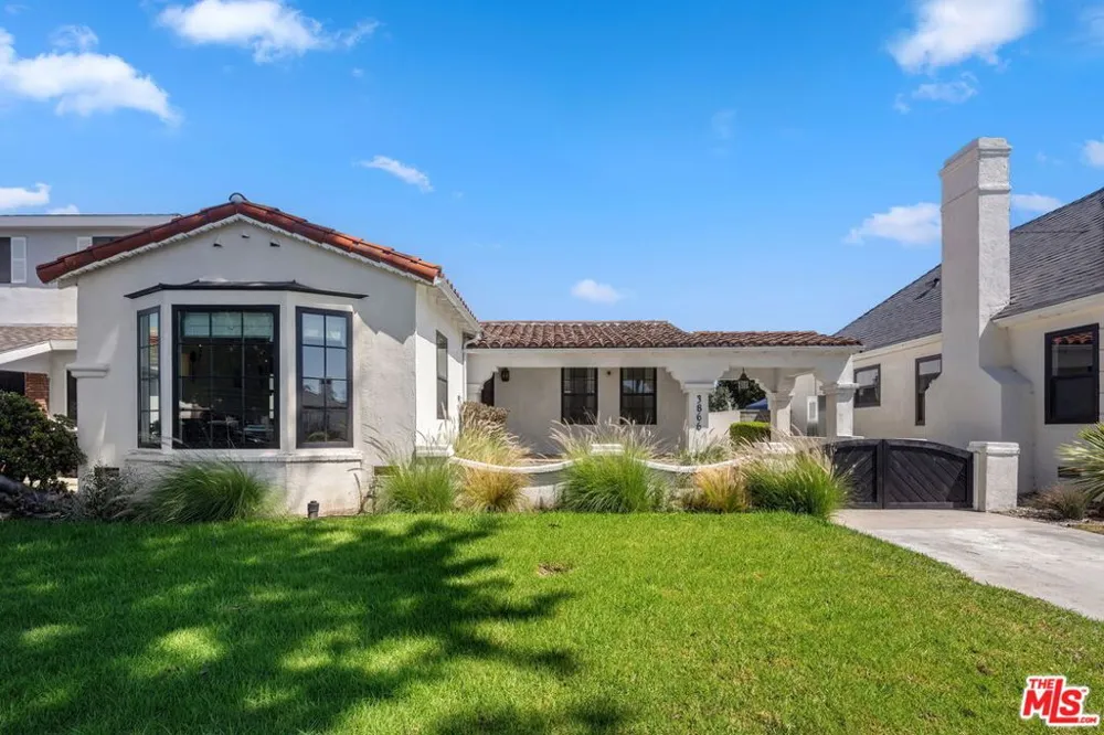 3866 Olmsted Avenue Los Angeles, CA 90008