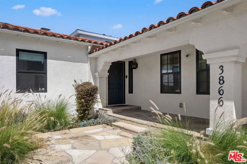 3866 Olmsted Avenue Los Angeles, CA 90008