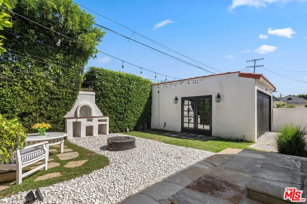 3866 Olmsted Avenue Los Angeles, CA 90008