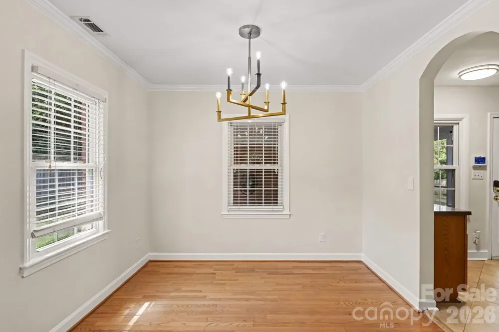 3846 Barclay Downs Drive Charlotte, NC 28209