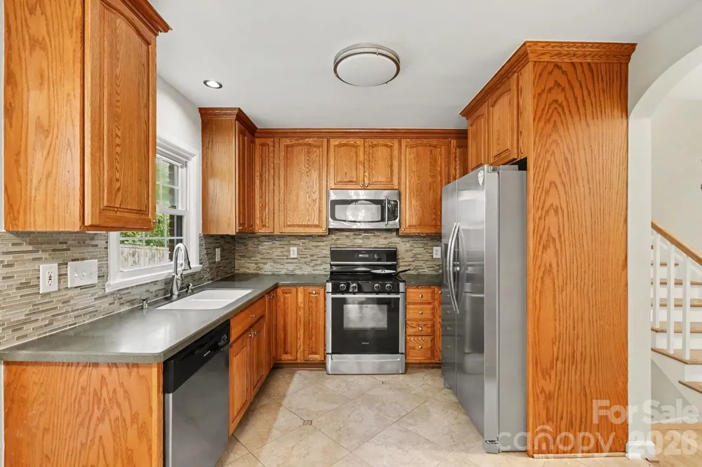 3846 Barclay Downs Drive Charlotte, NC 28209