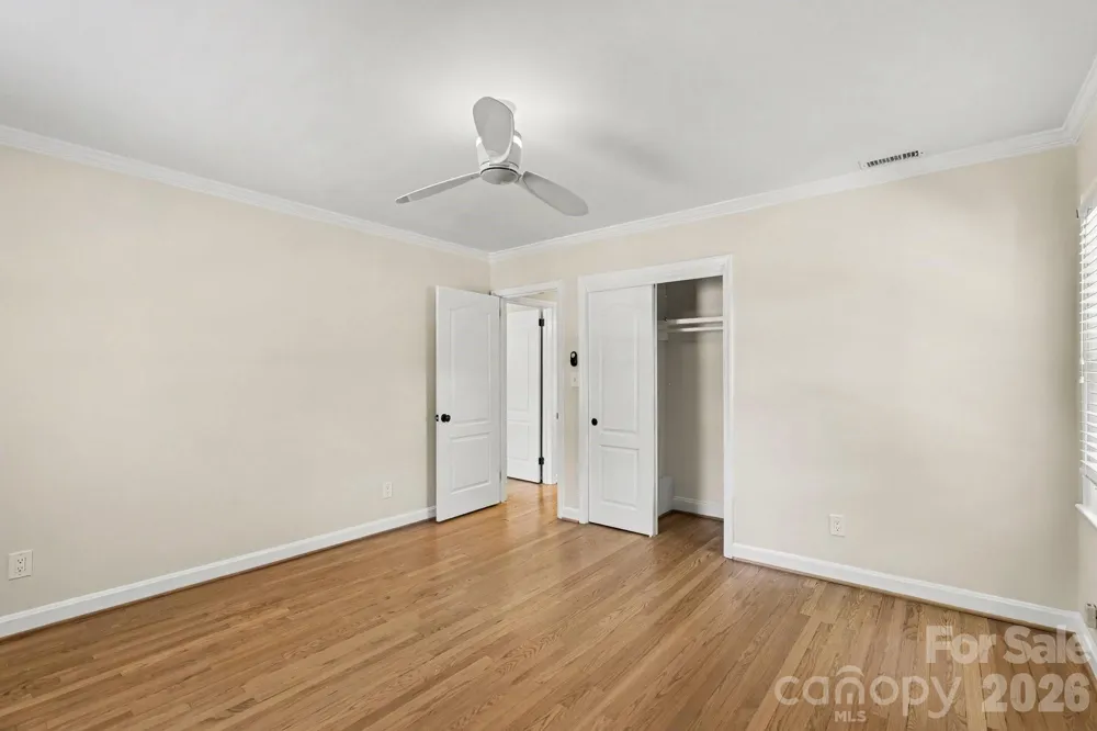 3846 Barclay Downs Drive Charlotte, NC 28209