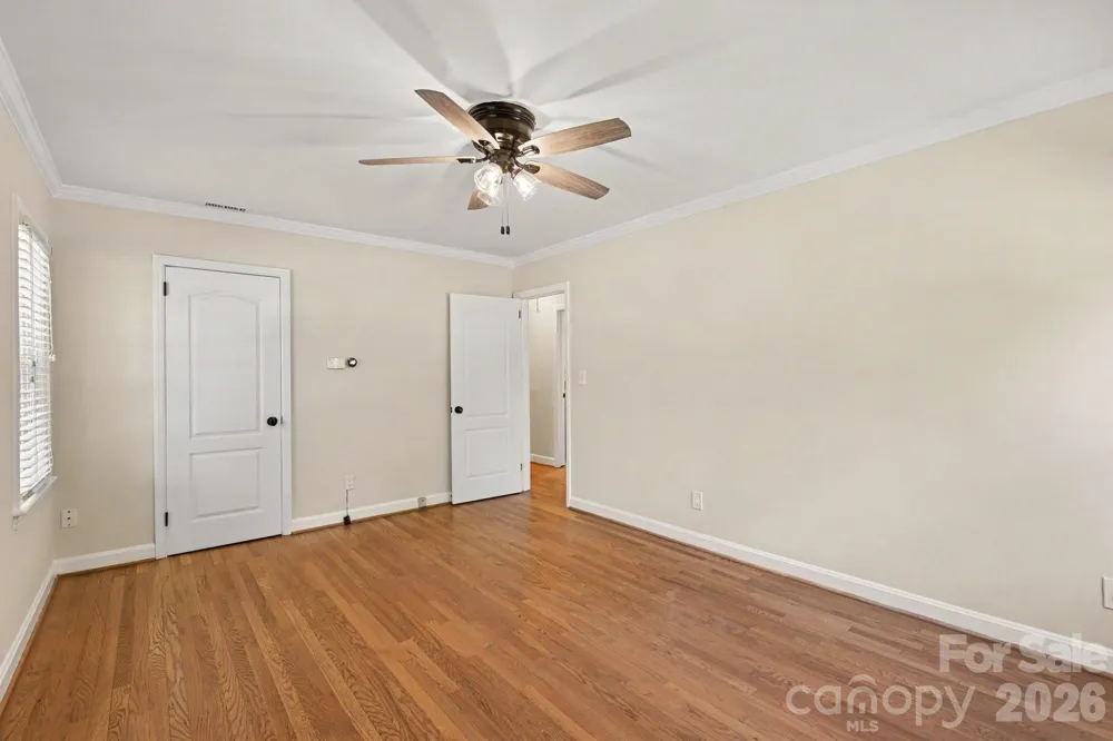 3846 Barclay Downs Drive Charlotte, NC 28209