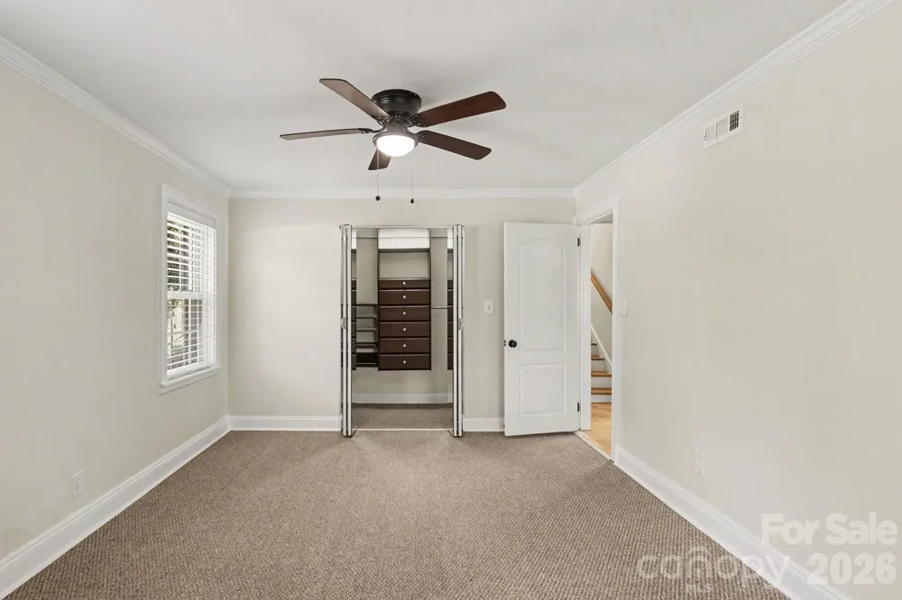 3846 Barclay Downs Drive Charlotte, NC 28209