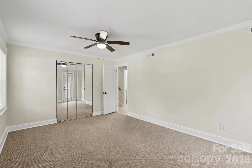 3846 Barclay Downs Drive Charlotte, NC 28209