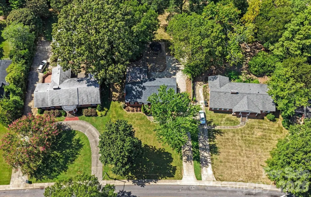 3846 Barclay Downs Drive Charlotte, NC 28209