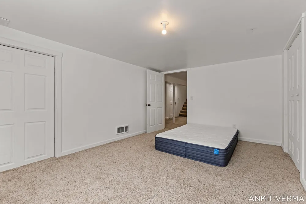 7439 Eastlane Avenue Georgetown Charter Township, MI 49428