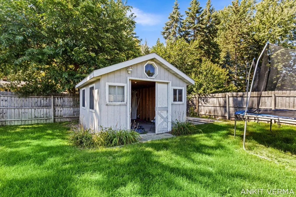 7439 Eastlane Avenue Georgetown Charter Township, MI 49428