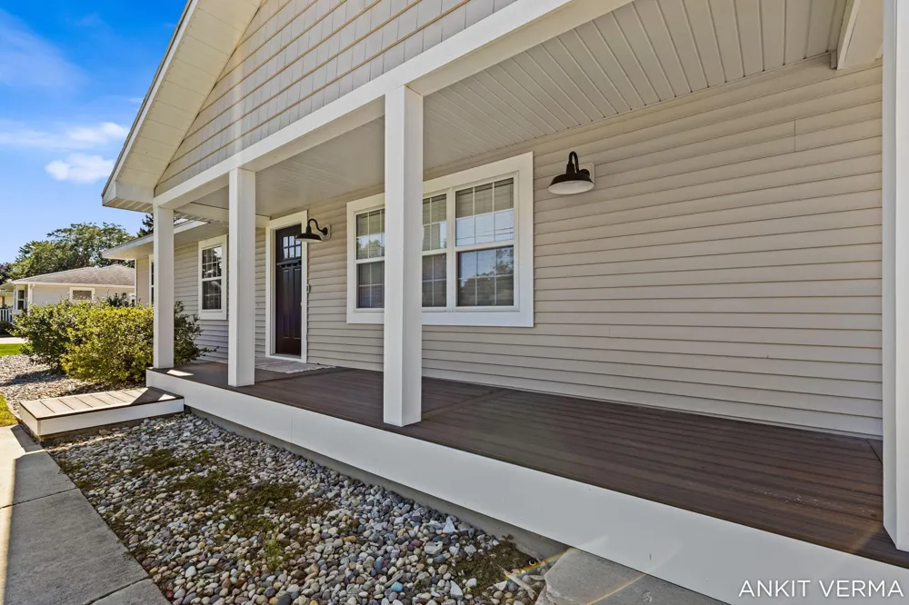 7439 Eastlane Avenue Georgetown Charter Township, MI 49428