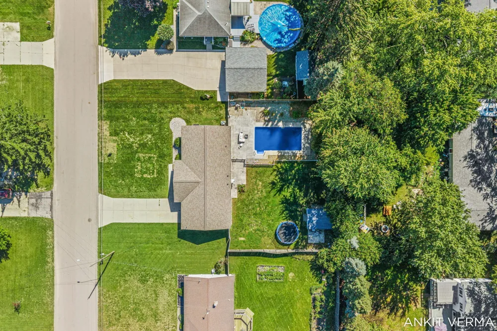 7439 Eastlane Avenue Georgetown Charter Township, MI 49428