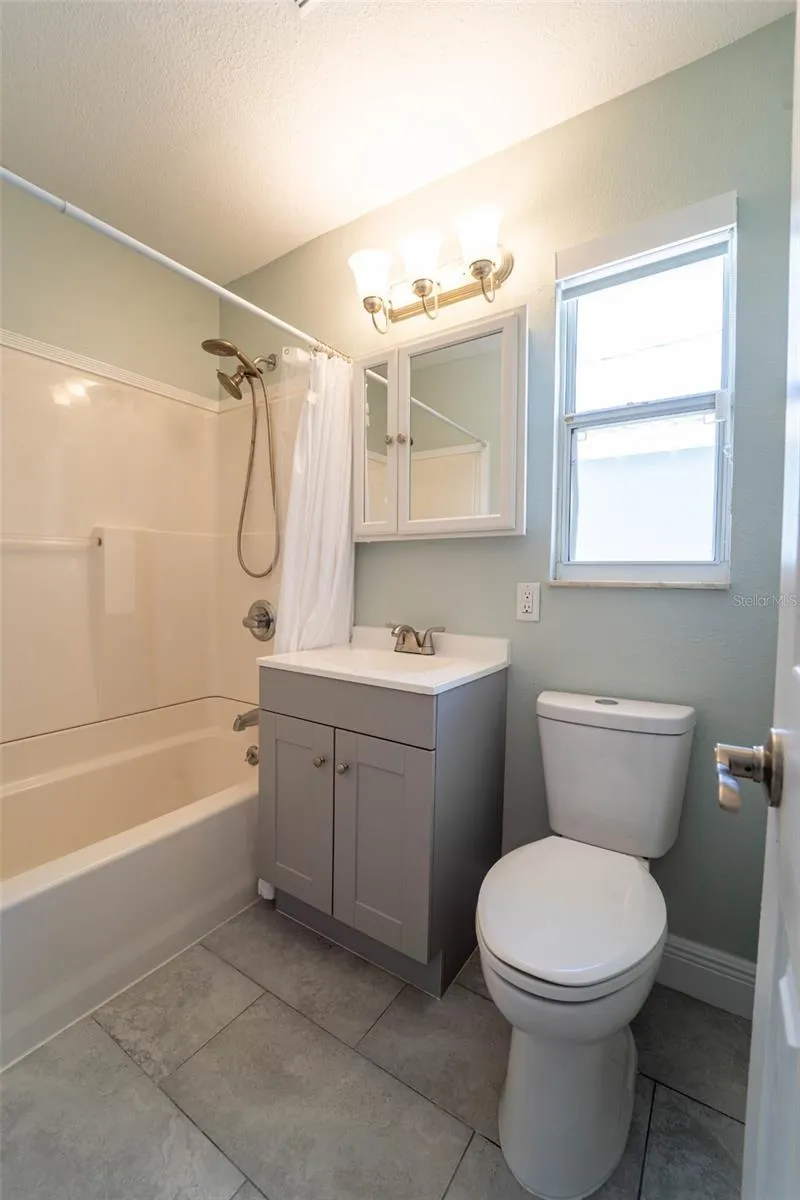 4825 FLORAMAR TERRACE New Port Richey, FL 34652