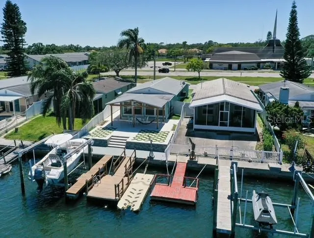 4825 FLORAMAR TERRACE New Port Richey, FL 34652