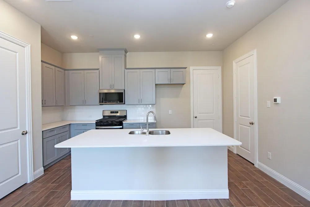 4255 Shavano Drive Frisco, TX 75034