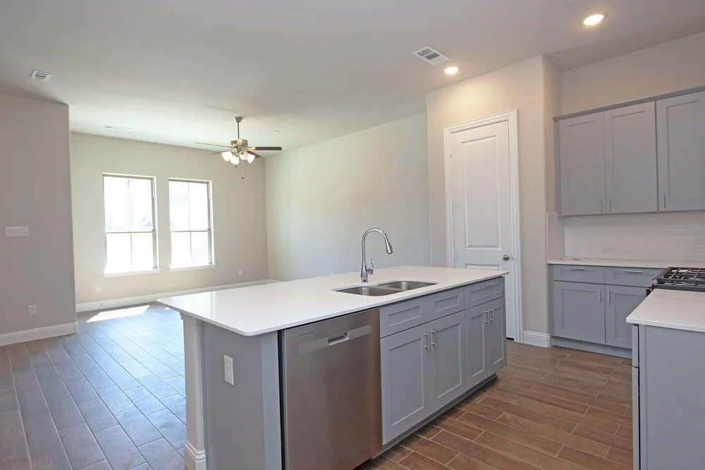 4255 Shavano Drive Frisco, TX 75034