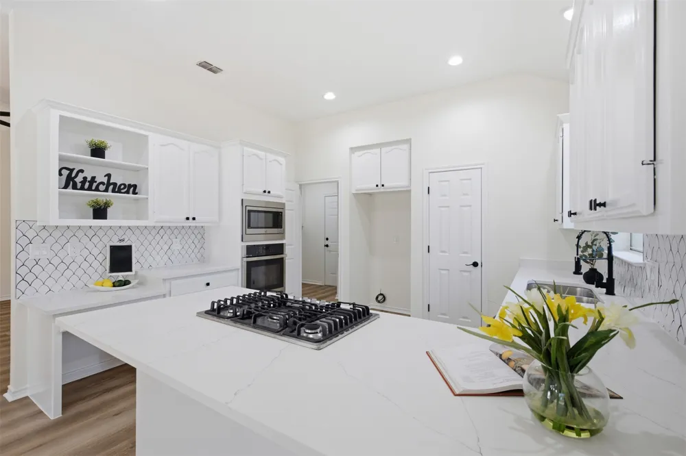 312 DEBORA DRIVE Georgetown, TX 78628