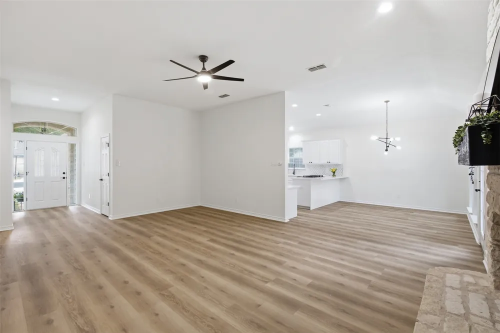 312 DEBORA DRIVE Georgetown, TX 78628