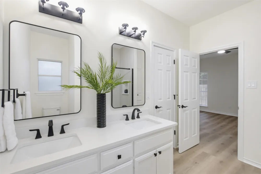 312 DEBORA DRIVE Georgetown, TX 78628