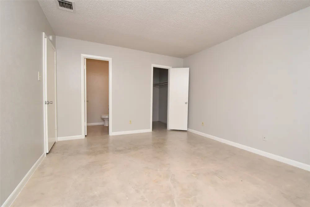 3313 S Oak Drive Austin, TX 78704