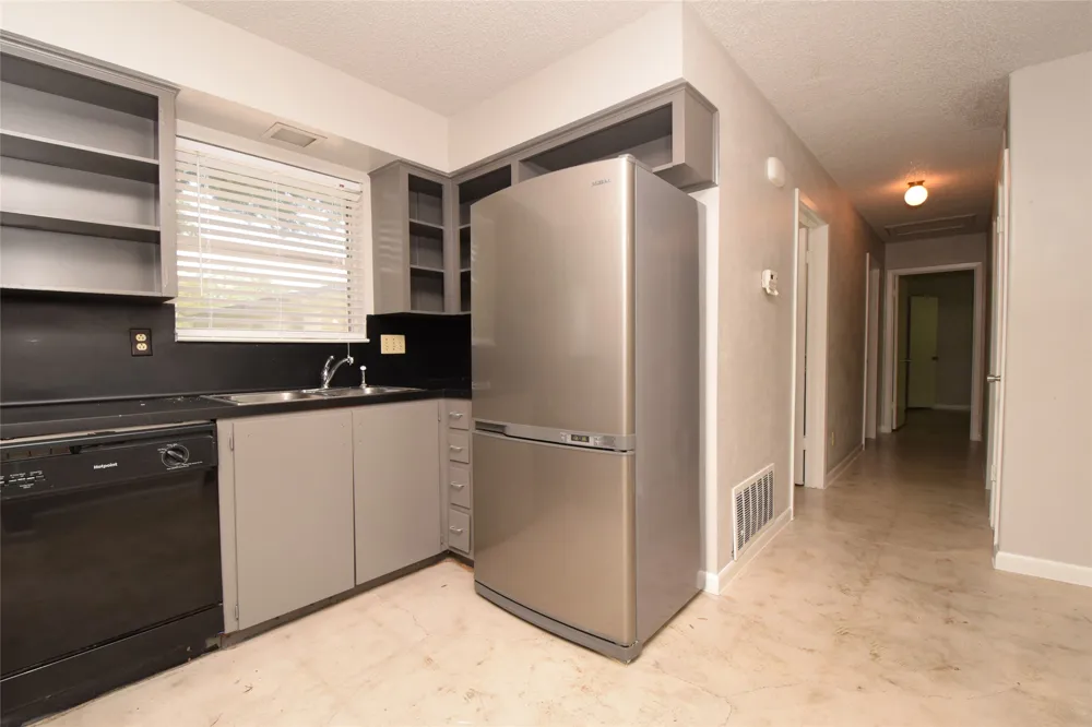 3313 S Oak Drive Austin, TX 78704
