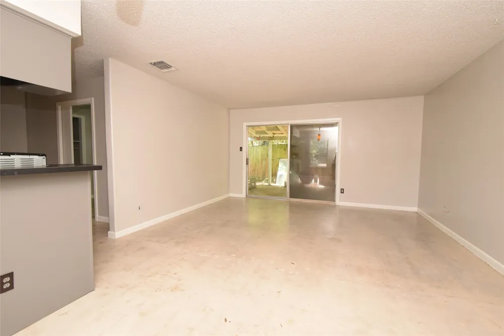 3313 S Oak Drive Austin, TX 78704