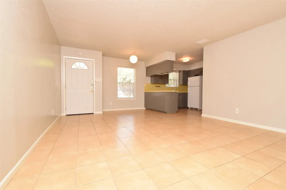 3313 S Oak Drive Austin, TX 78704