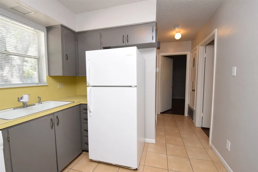 3313 S Oak Drive Austin, TX 78704