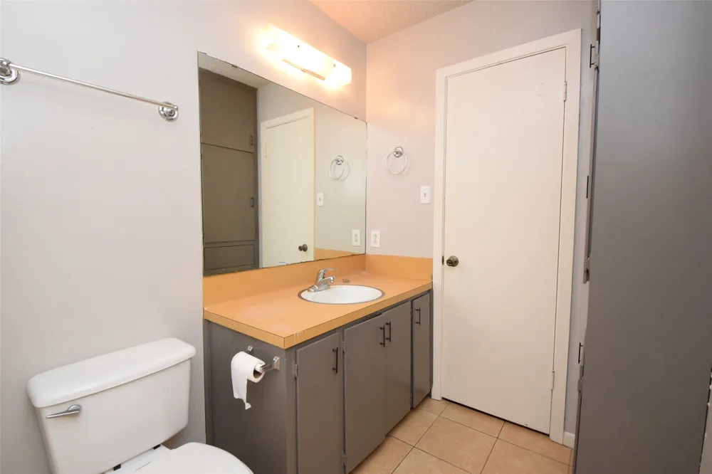 3313 S Oak Drive Austin, TX 78704