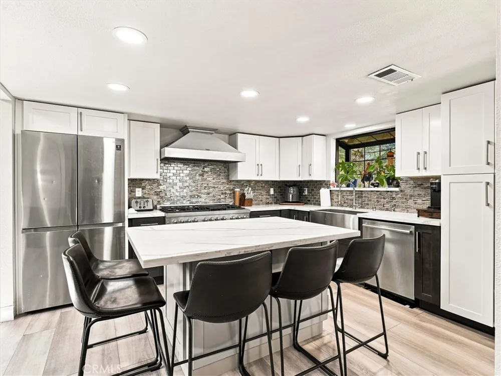 40593 Saddleback Bass Lake, CA 93604