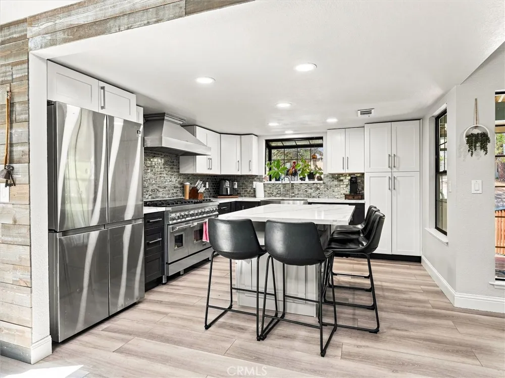 40593 Saddleback Bass Lake, CA 93604