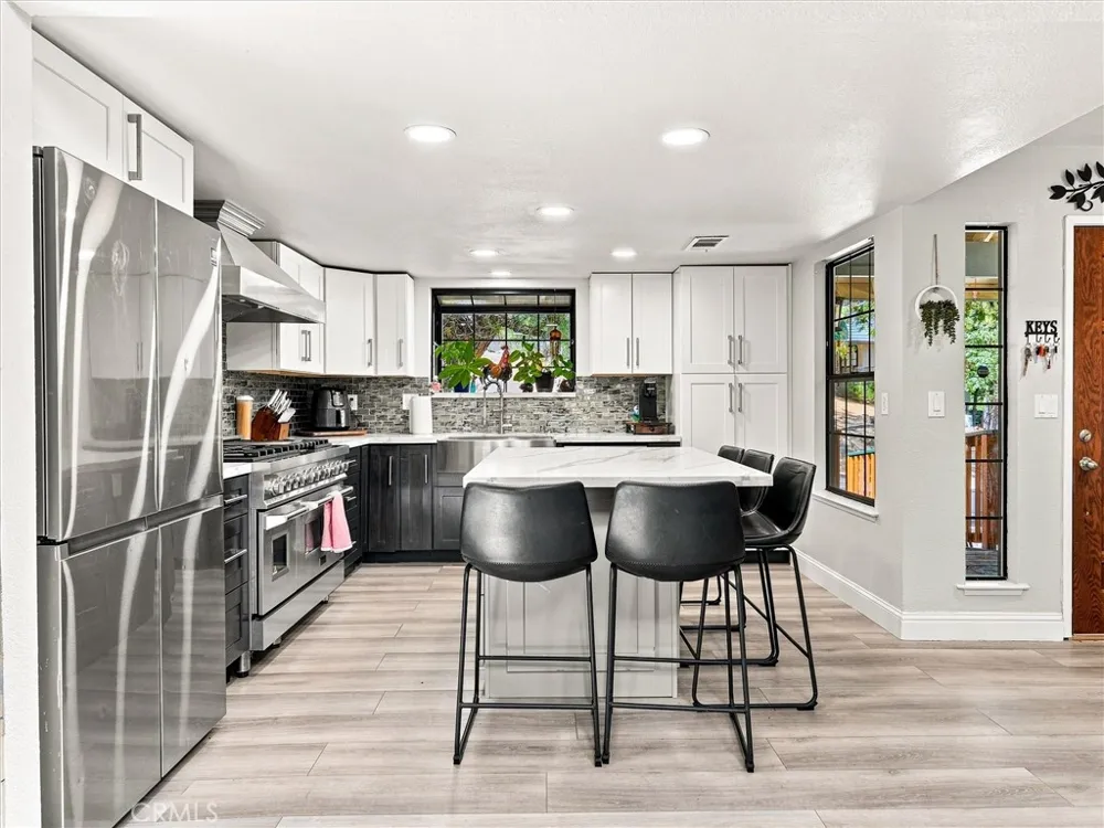 40593 Saddleback Bass Lake, CA 93604