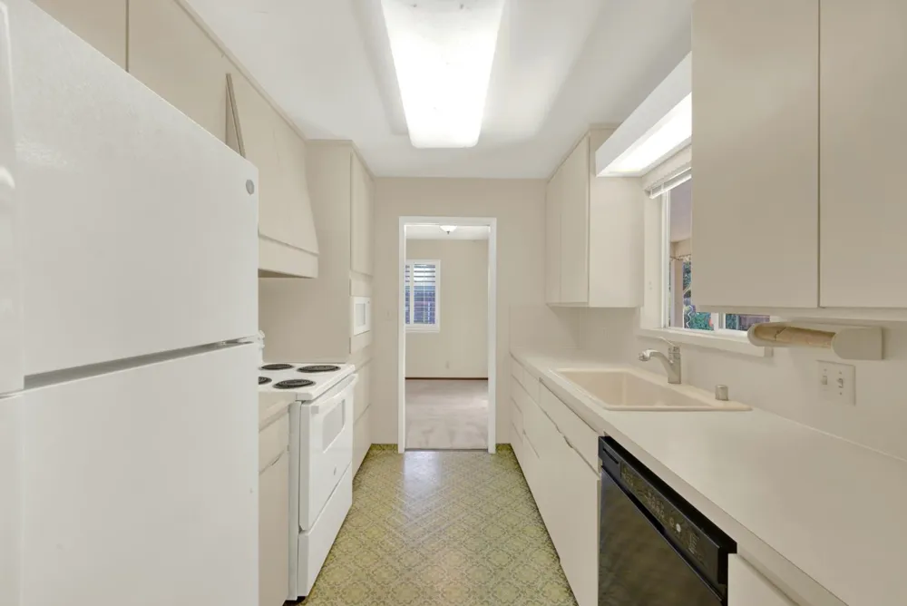 928 Acacia Davis, CA 95616