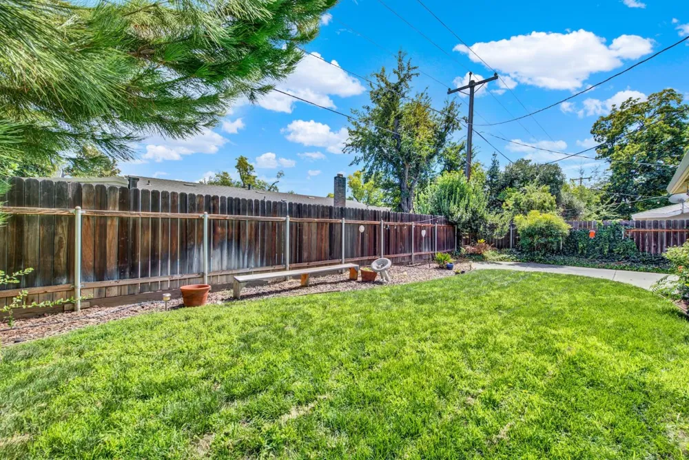 928 Acacia Davis, CA 95616