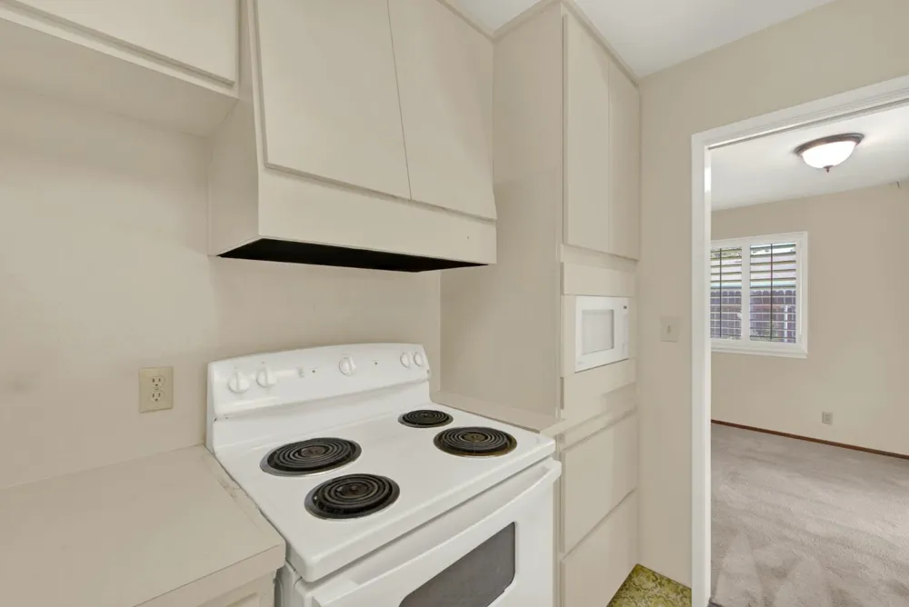 928 Acacia Davis, CA 95616