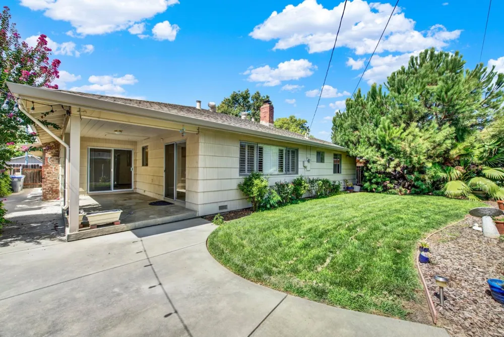928 Acacia Davis, CA 95616