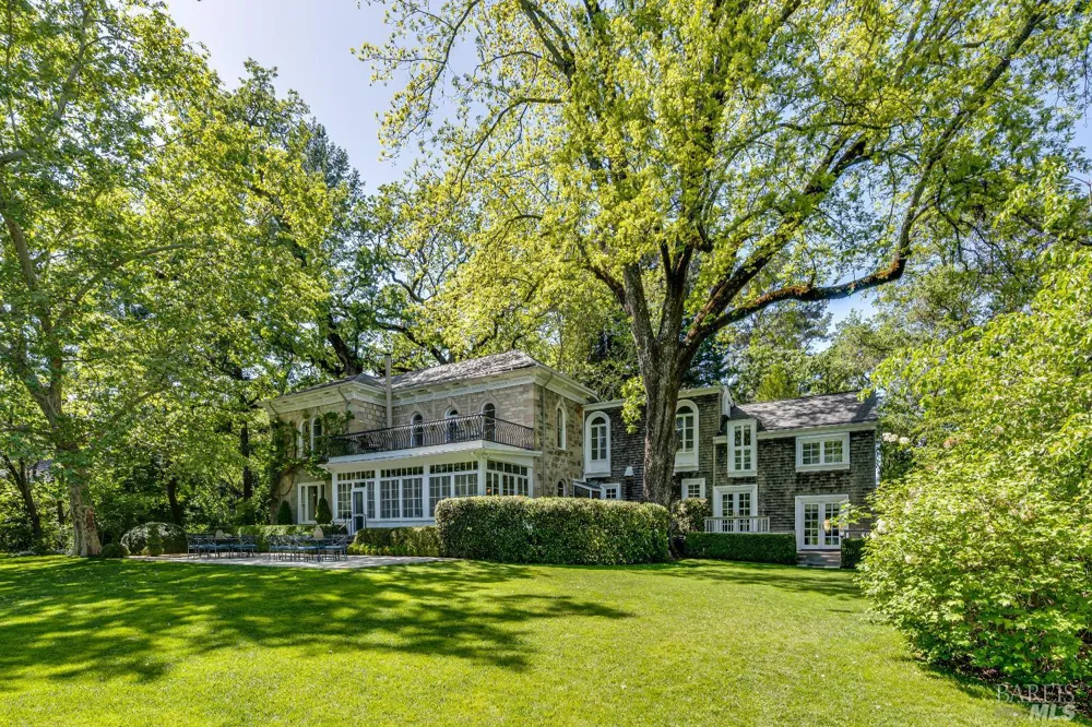 1105 Lodi Lane St. Helena, CA 94574