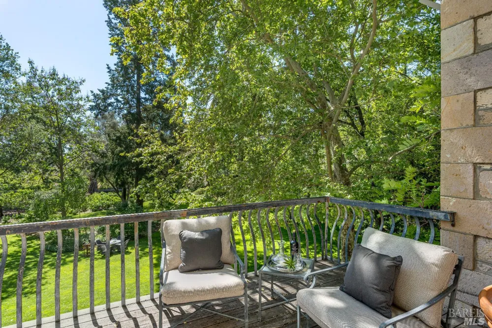 1105 Lodi Lane St. Helena, CA 94574