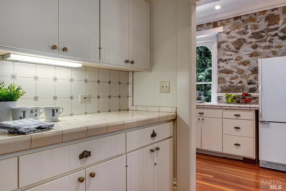 1105 Lodi Lane St. Helena, CA 94574