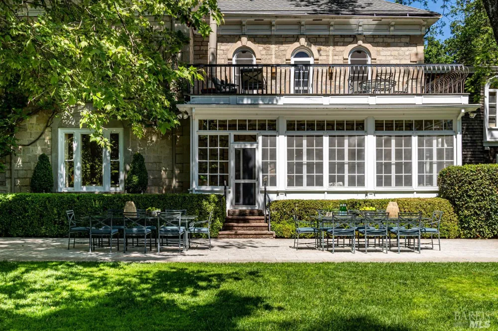 1105 Lodi Lane St. Helena, CA 94574