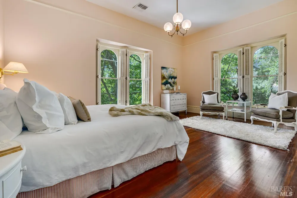 1105 Lodi Lane St. Helena, CA 94574