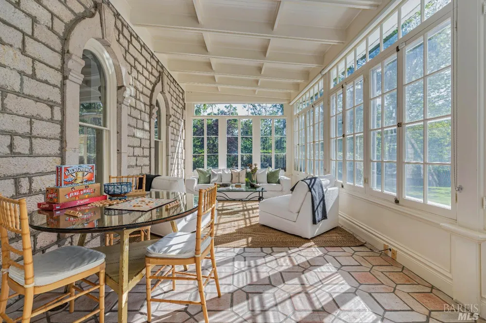 1105 Lodi Lane St. Helena, CA 94574