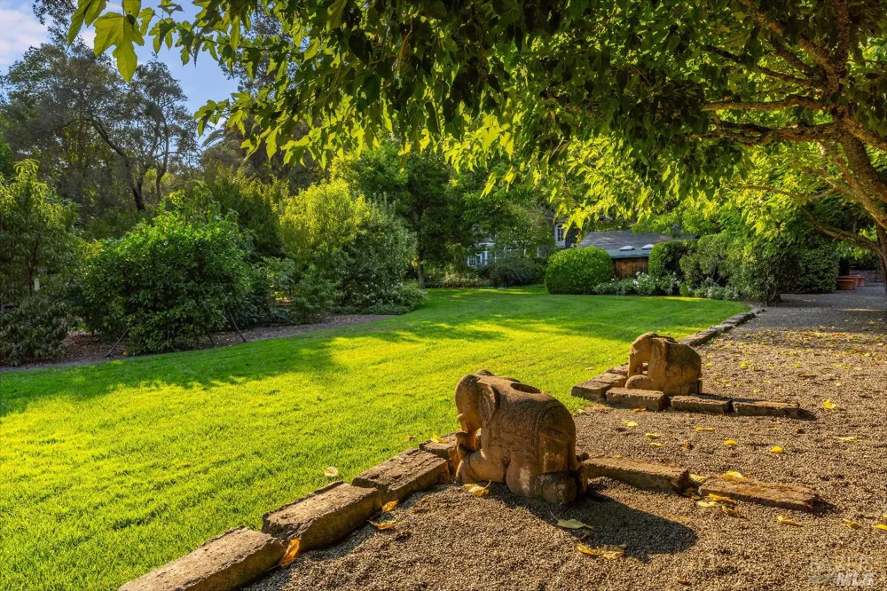 1105 Lodi Lane St. Helena, CA 94574