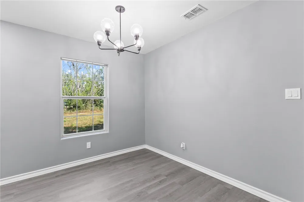 1120 Oakland Alice, TX 78332
