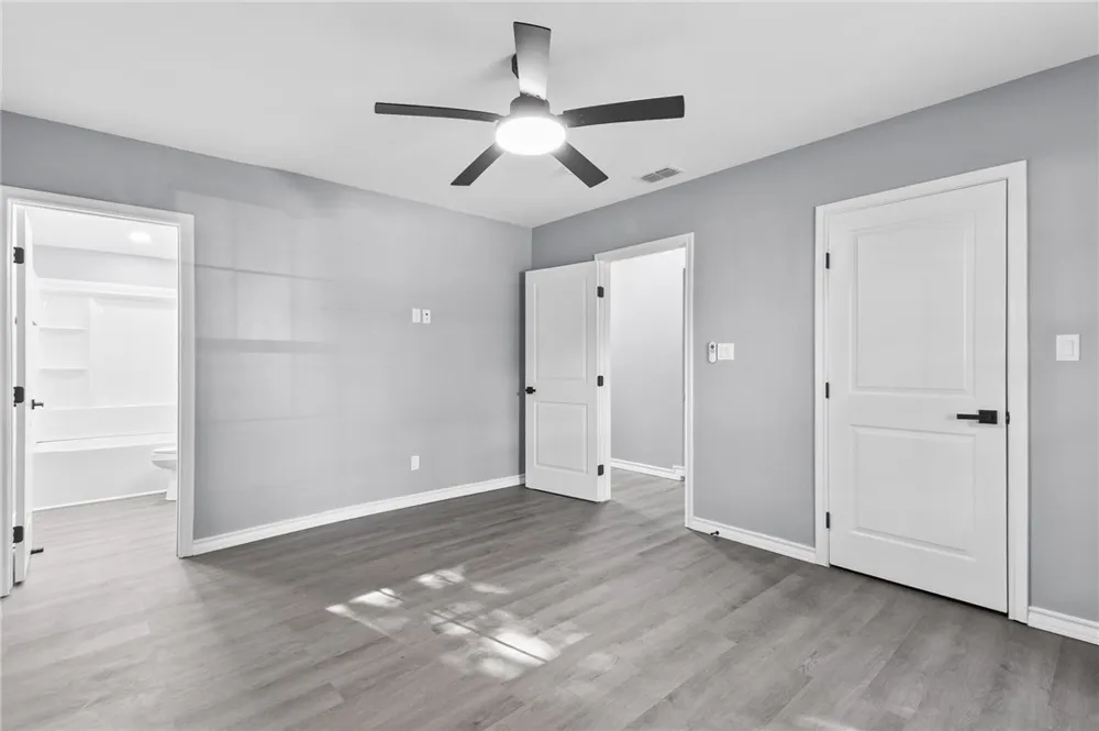 1120 Oakland Alice, TX 78332