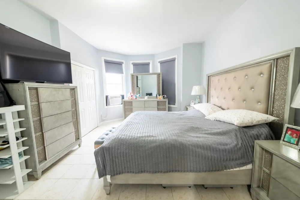 1808 WEST ST Union City, NJ 07087